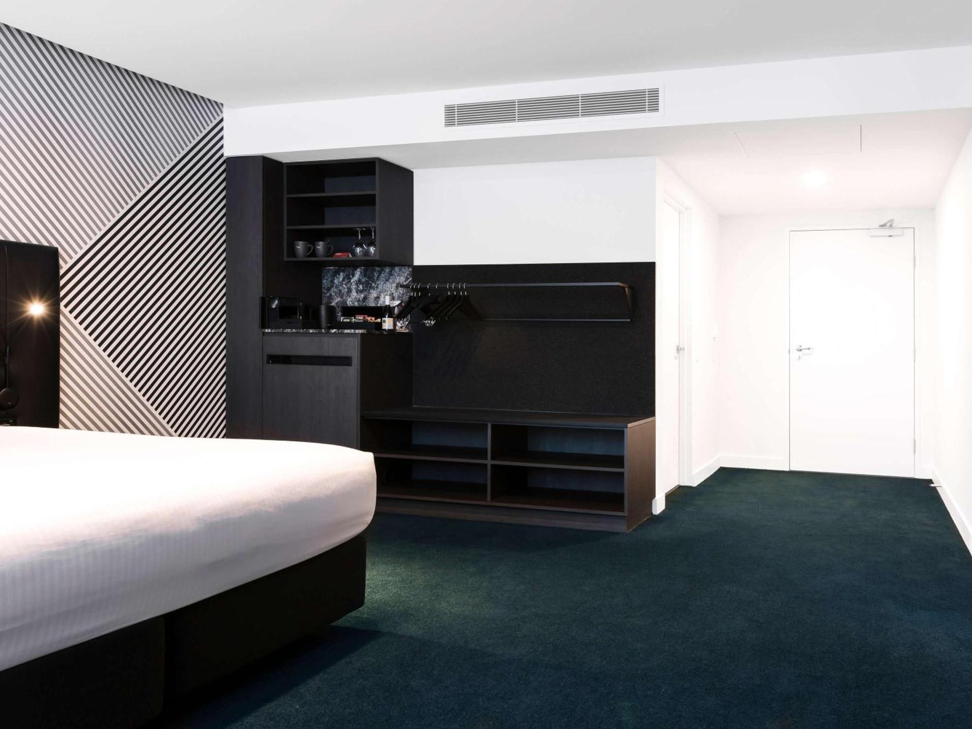 Movenpick Hotel Melbourne On Spencer Bagian luar foto